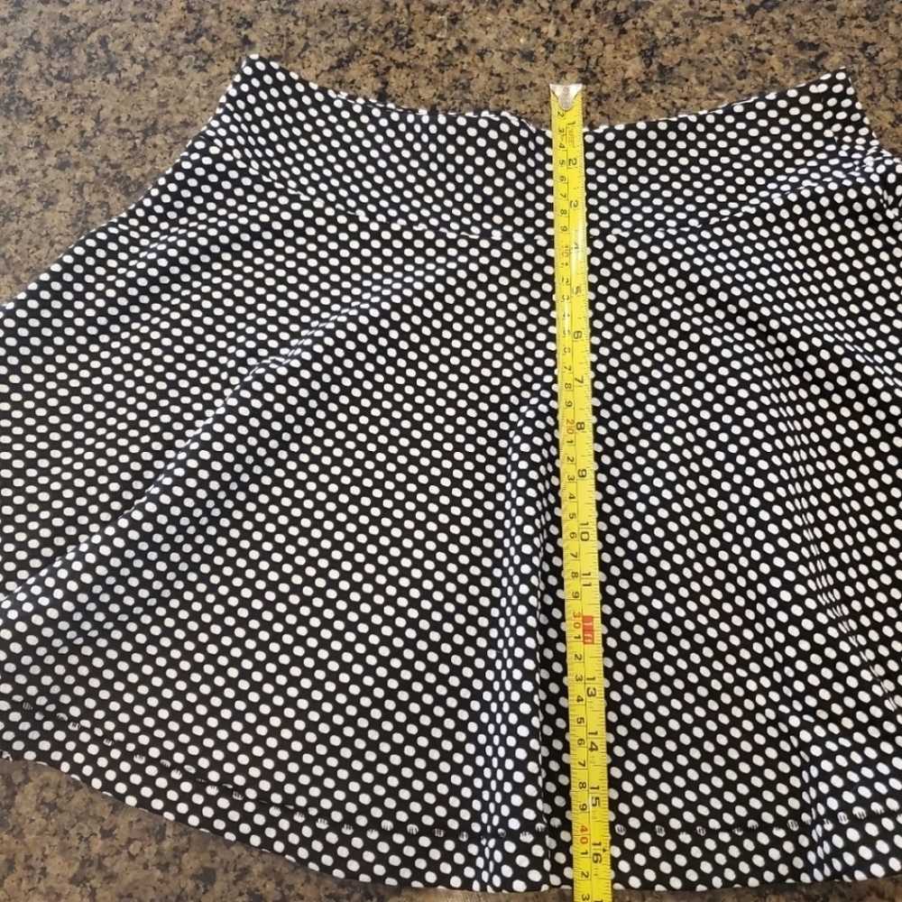 Cute Cooperative Polka Dot Skirt - Picture 9 of 9